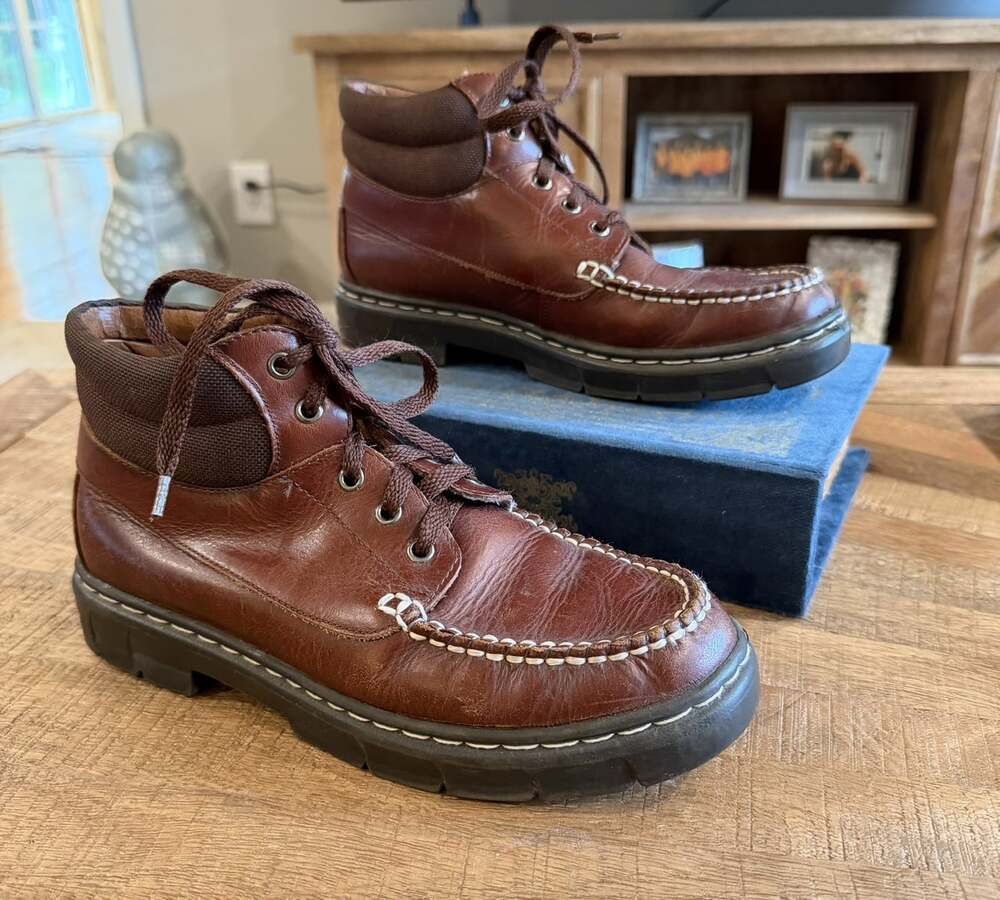 Vintage Maine Woods Women’s 8.5 M Brown Leather Moc Toe Boots W-Cove W-107